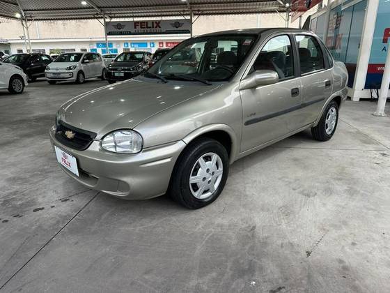 CHEVROLET CLASSIC 1.0 MPFI LIFE 8V FLEX 4P MANUAL CHEVROLET CLASSIC 1.0 MPFI LIFE 8V FLEX 4P MANUAL